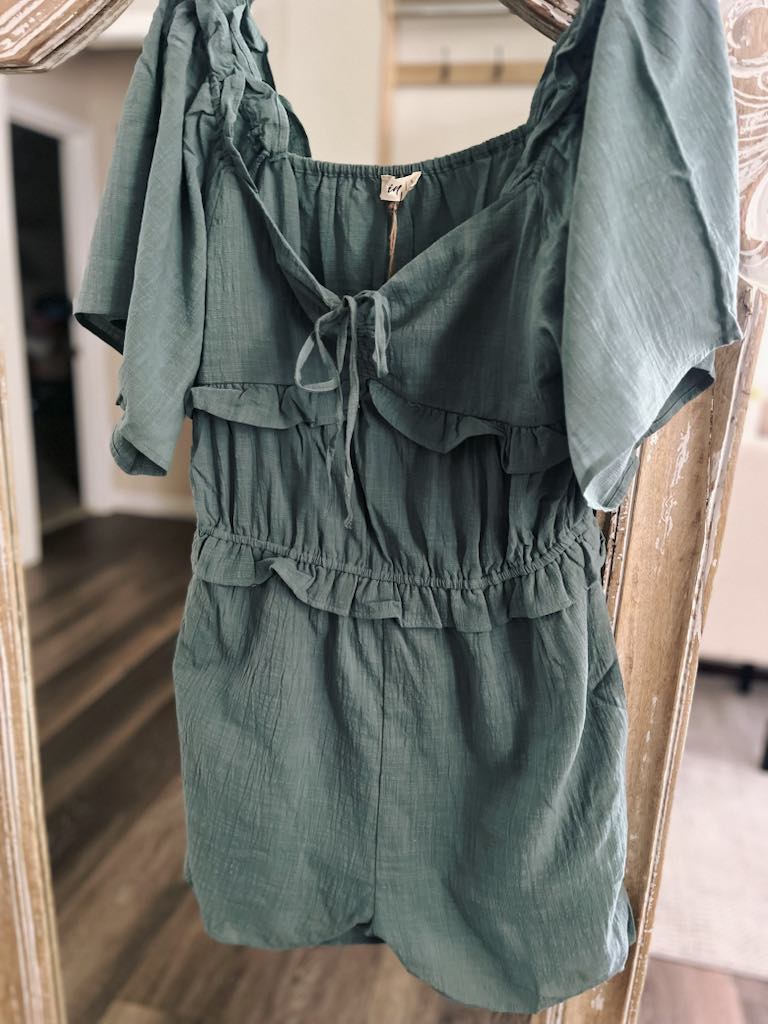 RTS: Sweetheart romper